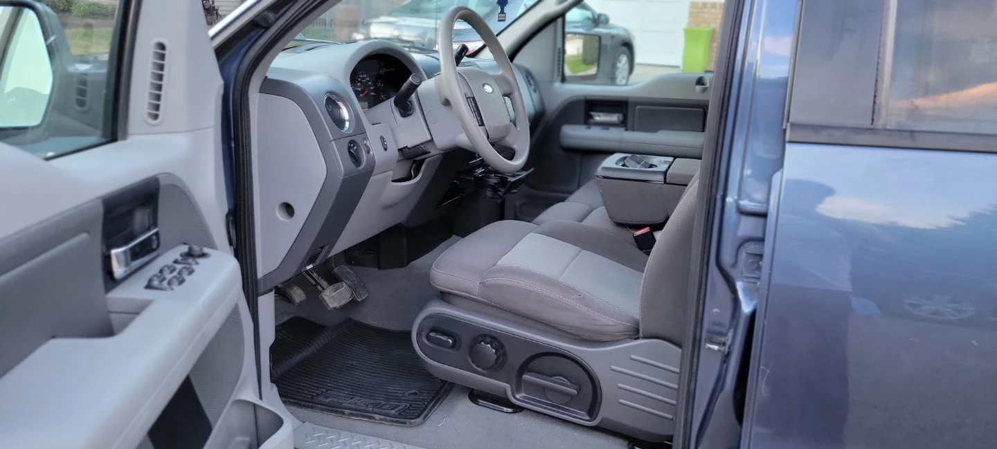 Ford F-150 Super Crew Cab XLT - photo 4