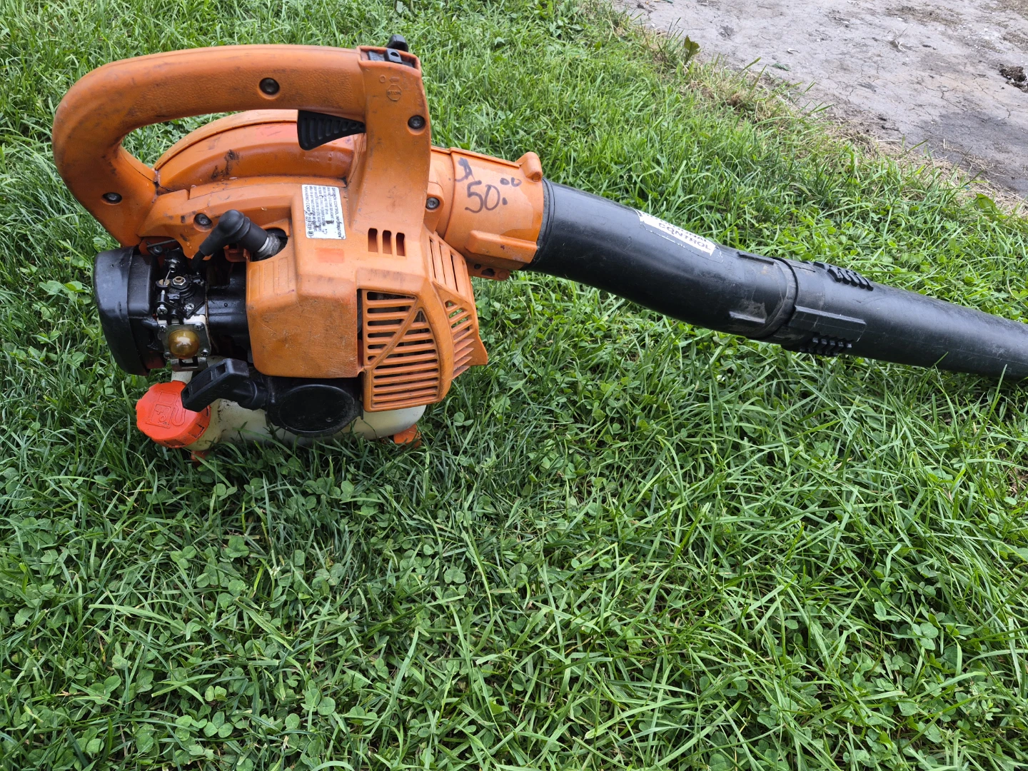 Echo handheld leaf blower for parts or repair - photo 2