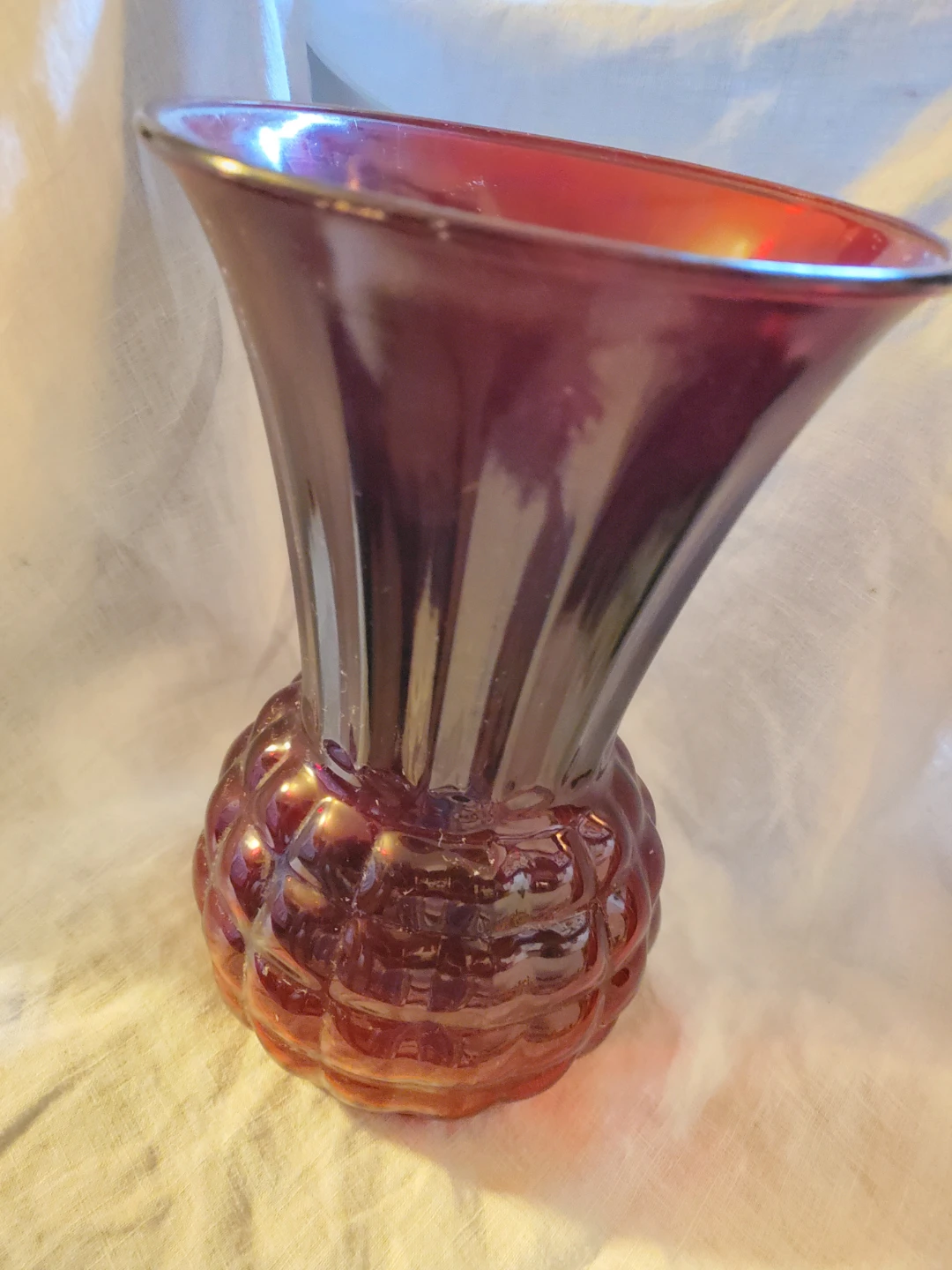 Vintage Iridescent Red Carnival Glass Vase - photo 2