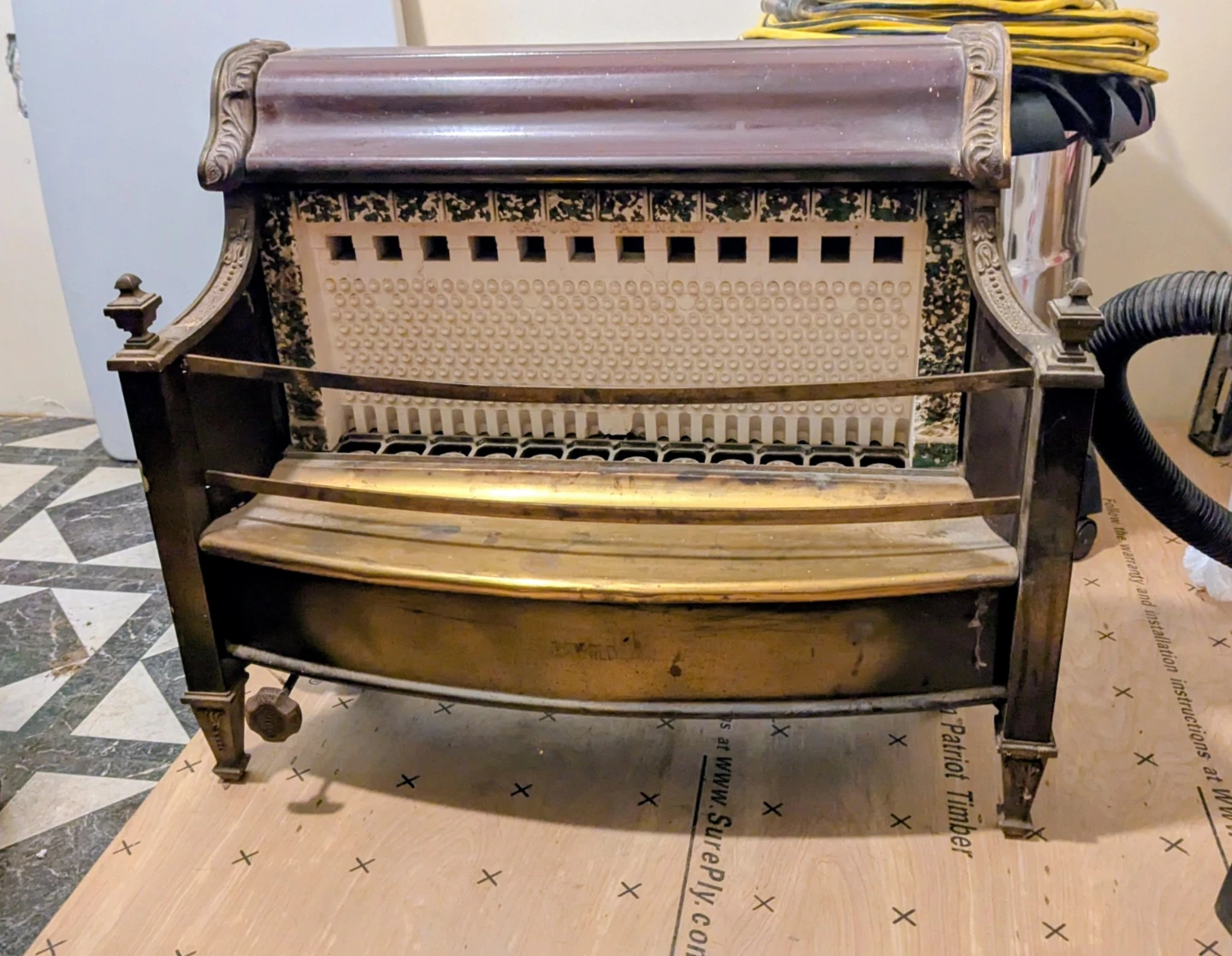 Vintage Canadian Steel Wares Radiant Heater