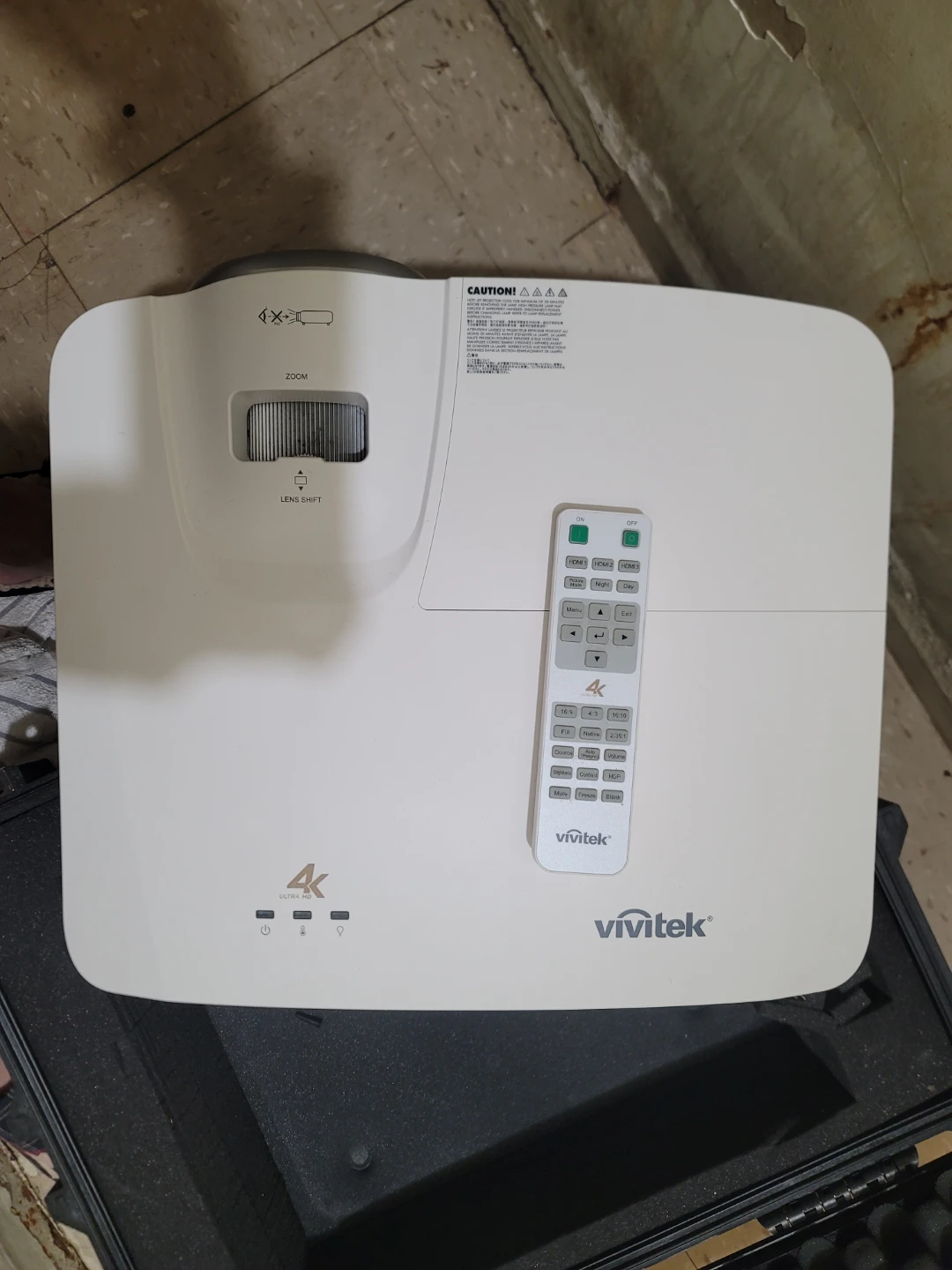 ​Vivitek HK2288 4K UHD Projector + Pelican 1600 Hard Case ​ - photo 2