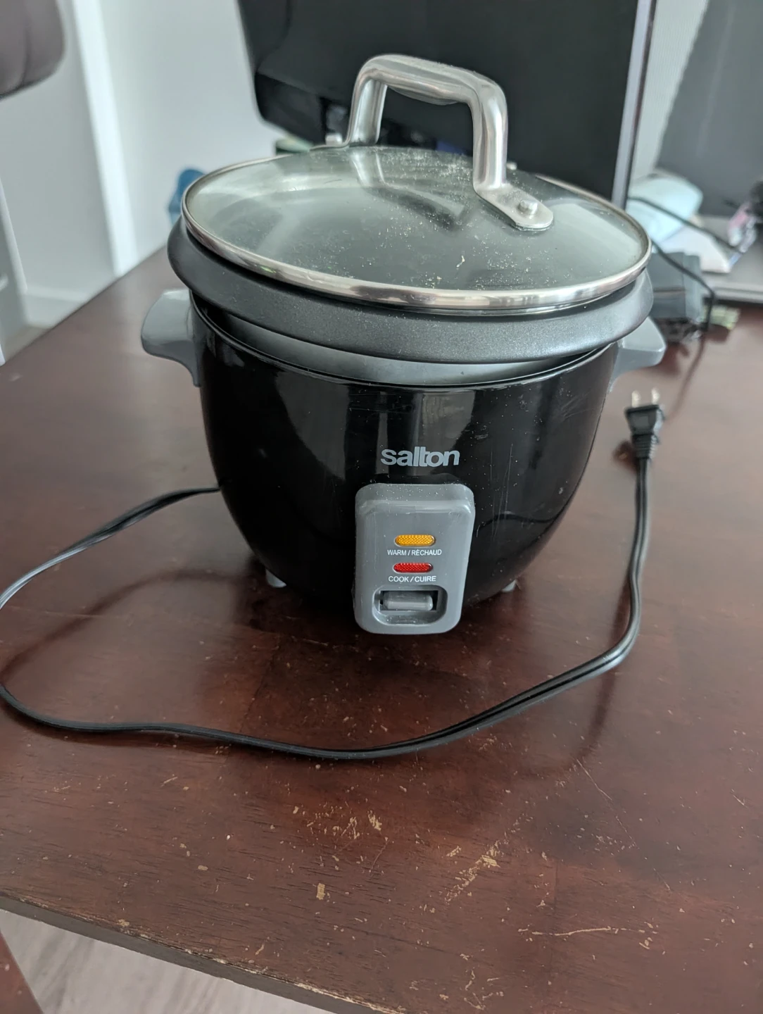 Salton Automatic Rice Cooker & Steamer  -Black (Good Condition)