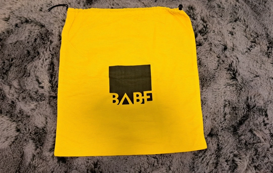 Assorted branded dust bags - photo 3