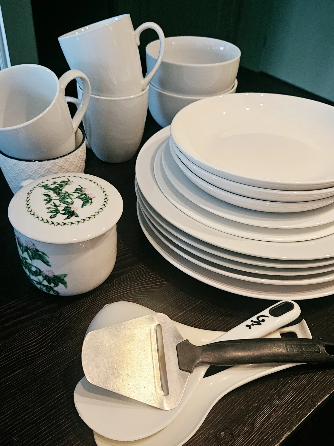 White Dinnerware Set with Cheese Slicer