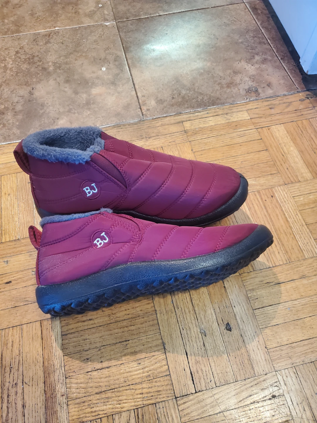 Women's BJ Waterproof Snow Boots Size 10 New
