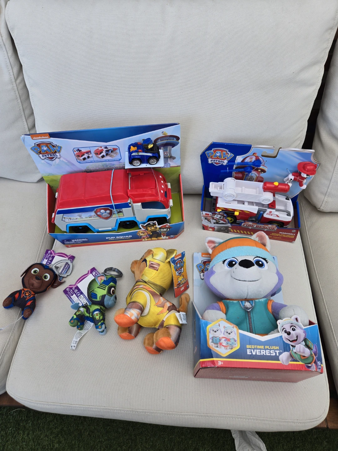 Brand new lot paw patrol toys giftable