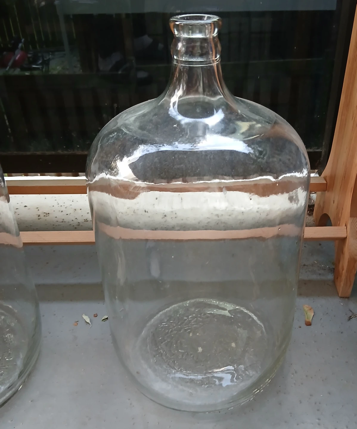 Two Vintage 6.5 /6 Gallon Glass Carboys - photo 5