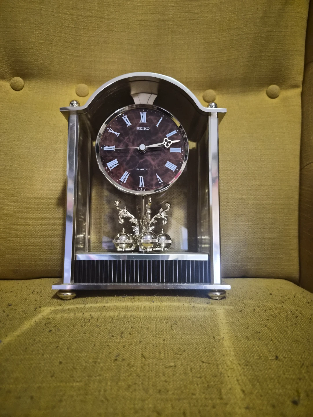 Seiko Quartz Mantle Clock