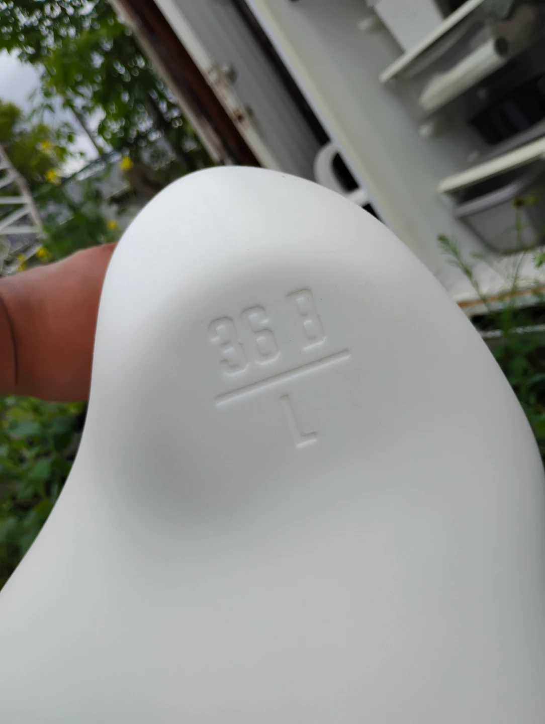 White Female Mannequin Torso - photo 2