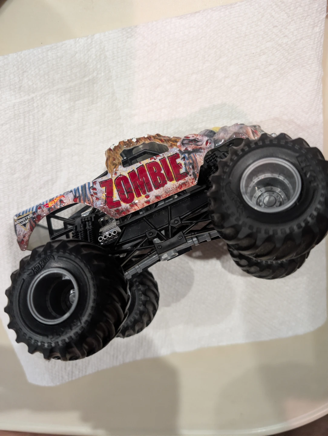 Mattel Hot Wheels Monster Jam Zombie Truck