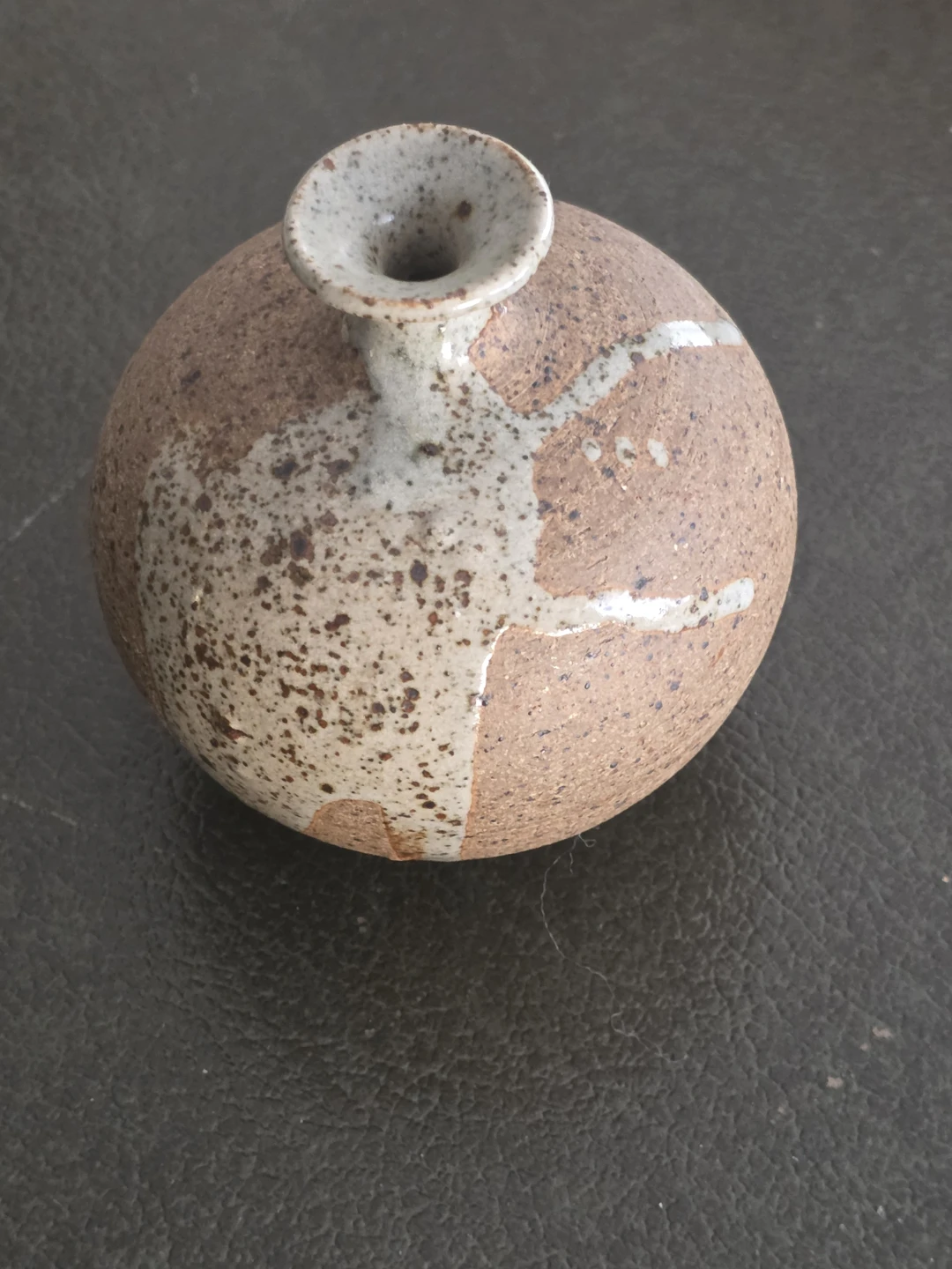 Small Speckled Ceramic Vase - photo 2