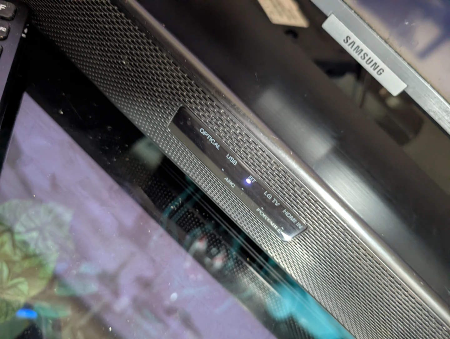 LG Sound Bar - photo 3