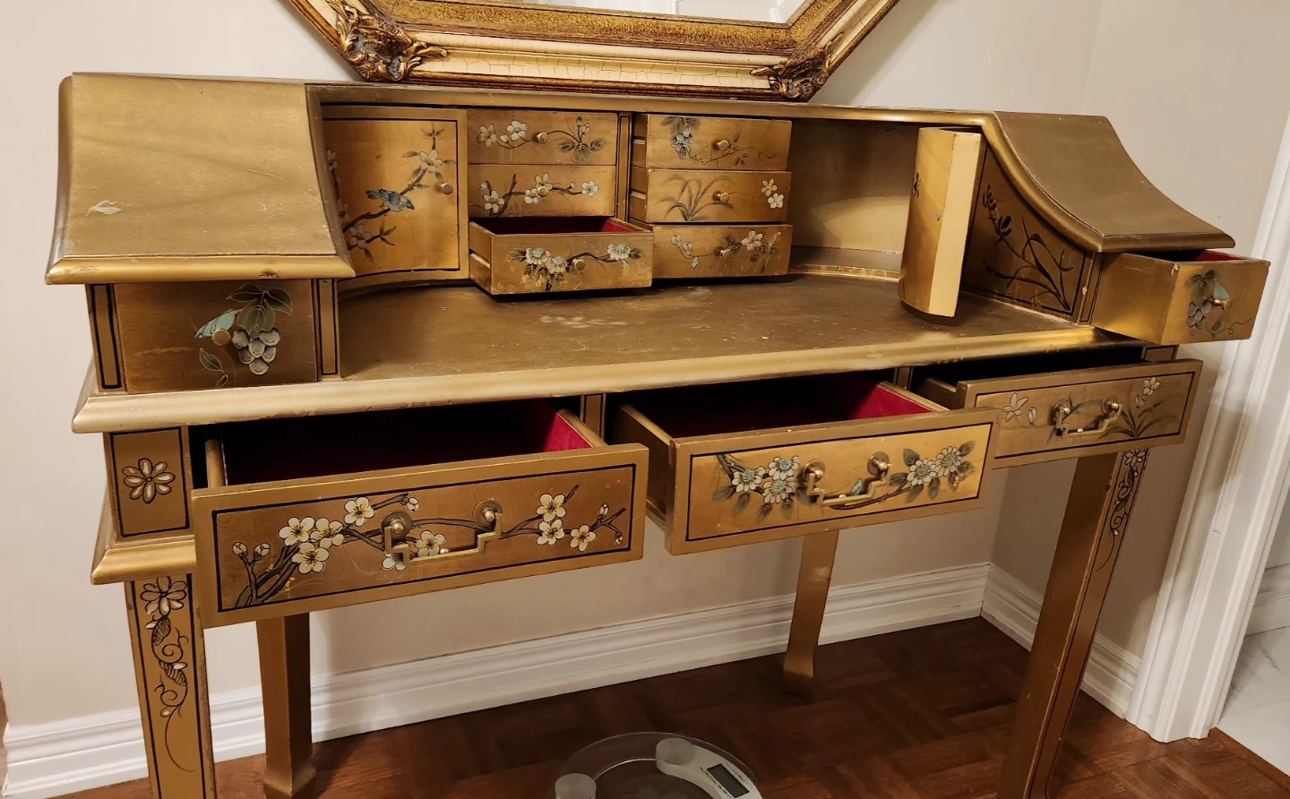 beautiful hand painted vintage desk - photo 3