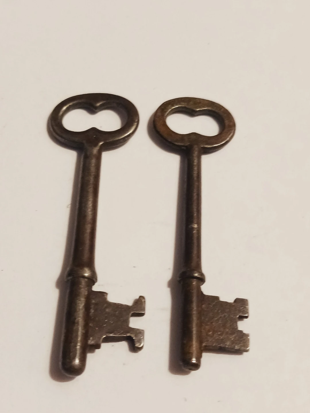 Antique Skeleton Keys Rustic Decor - photo 3