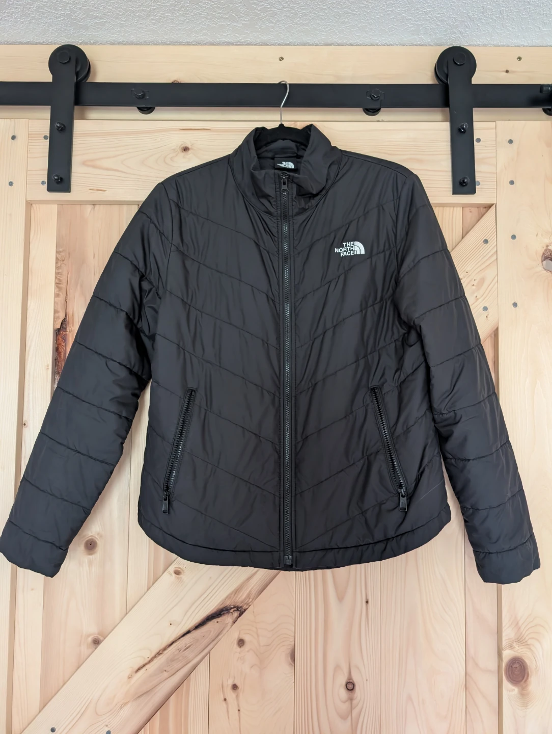 The North Face Women's Insulated Jacket - Black - Medium