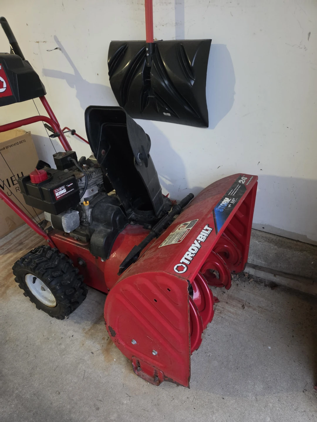 Troy-Bilt Snow Thrower