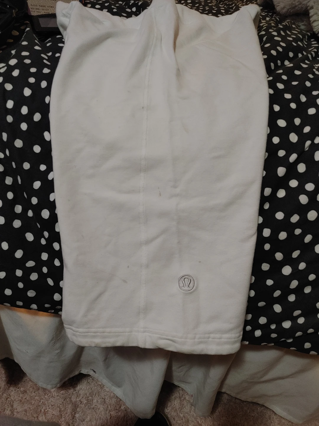 Lululemon White Shorts - photo 2