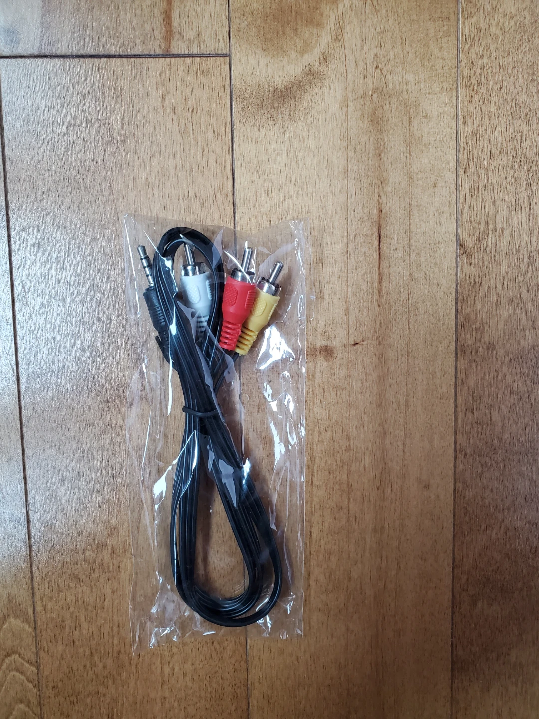 Brand New 3.5mm to RCA AV Cable