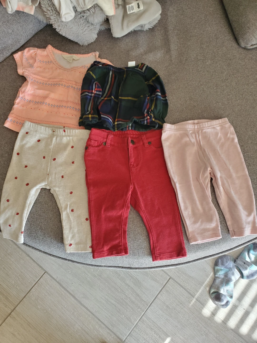 Large baby girl clothing bundle (3 to 6 months) - photo 3