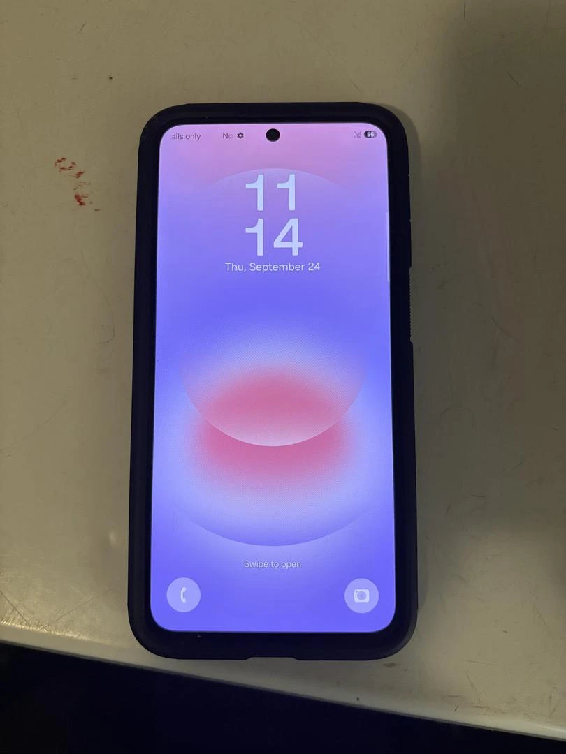 New Samsung Galaxy A37 5G with Spigen Case - photo 2