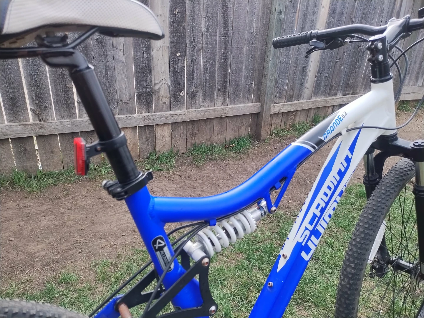 Schwinn Grande 6.2 Mountain Bike - photo 5