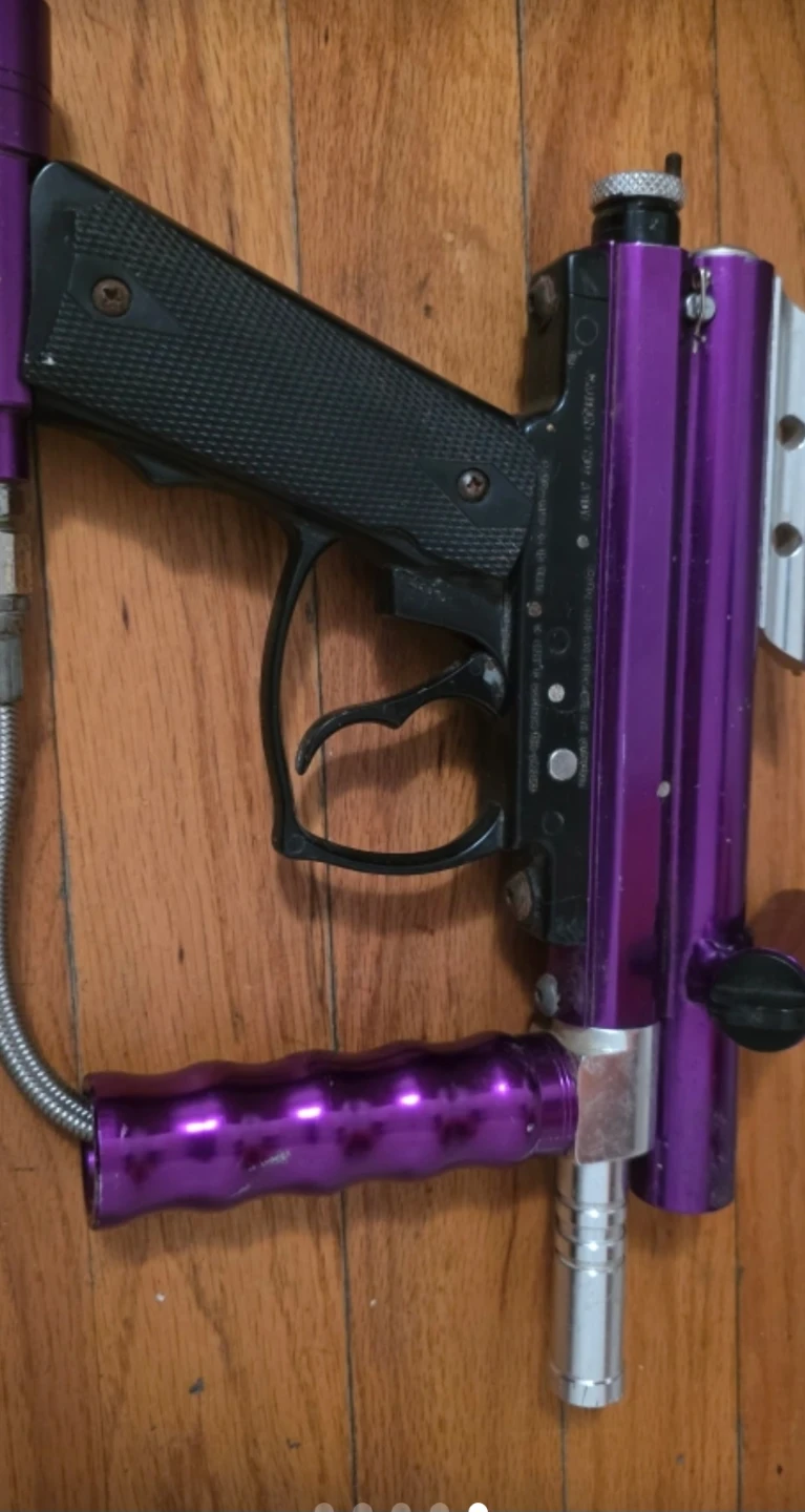 Spyder Electronic Paintball Gun - photo 3