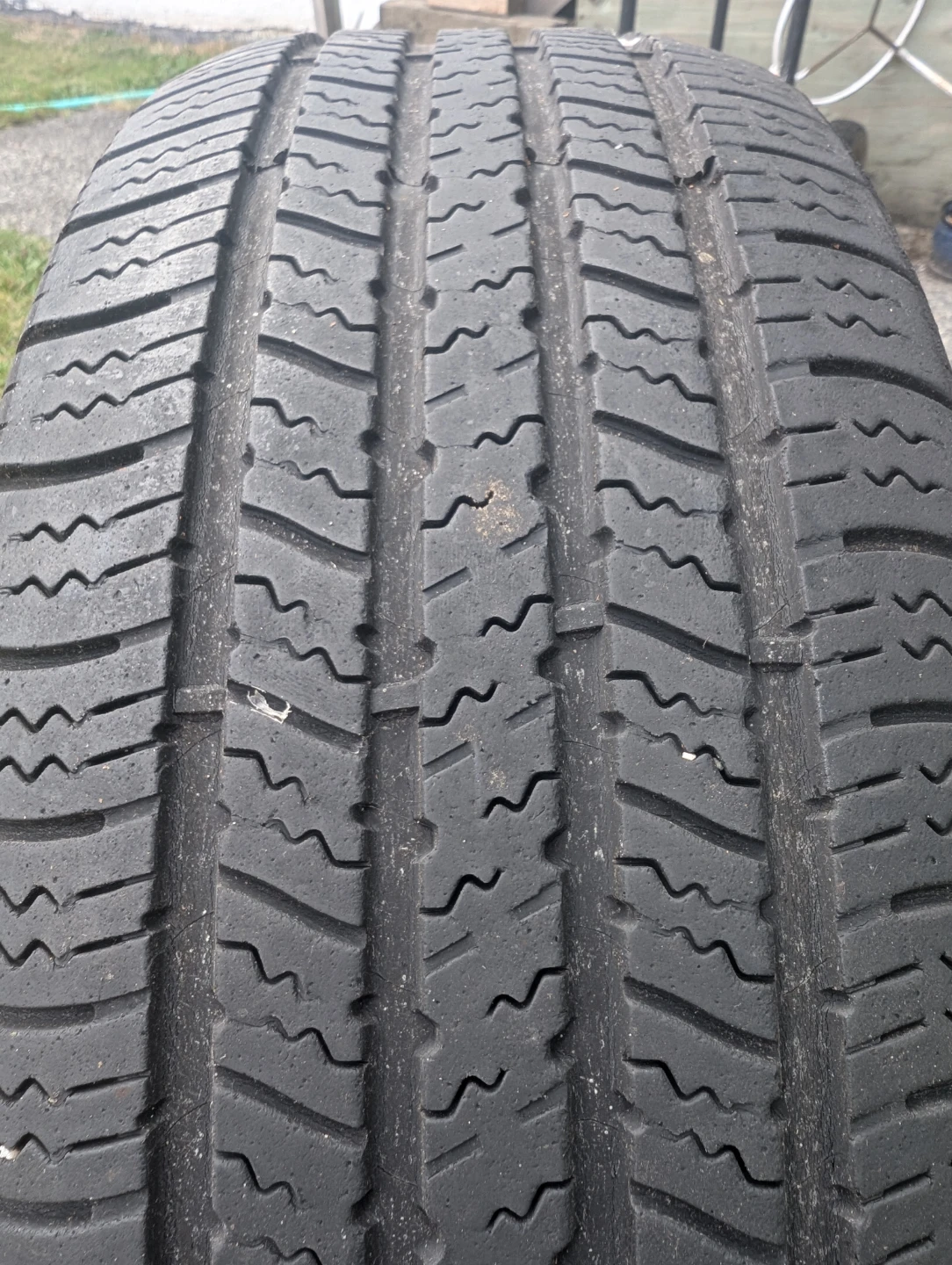 Goodyear Viva All-Season Tire 205/55R16 - photo 2