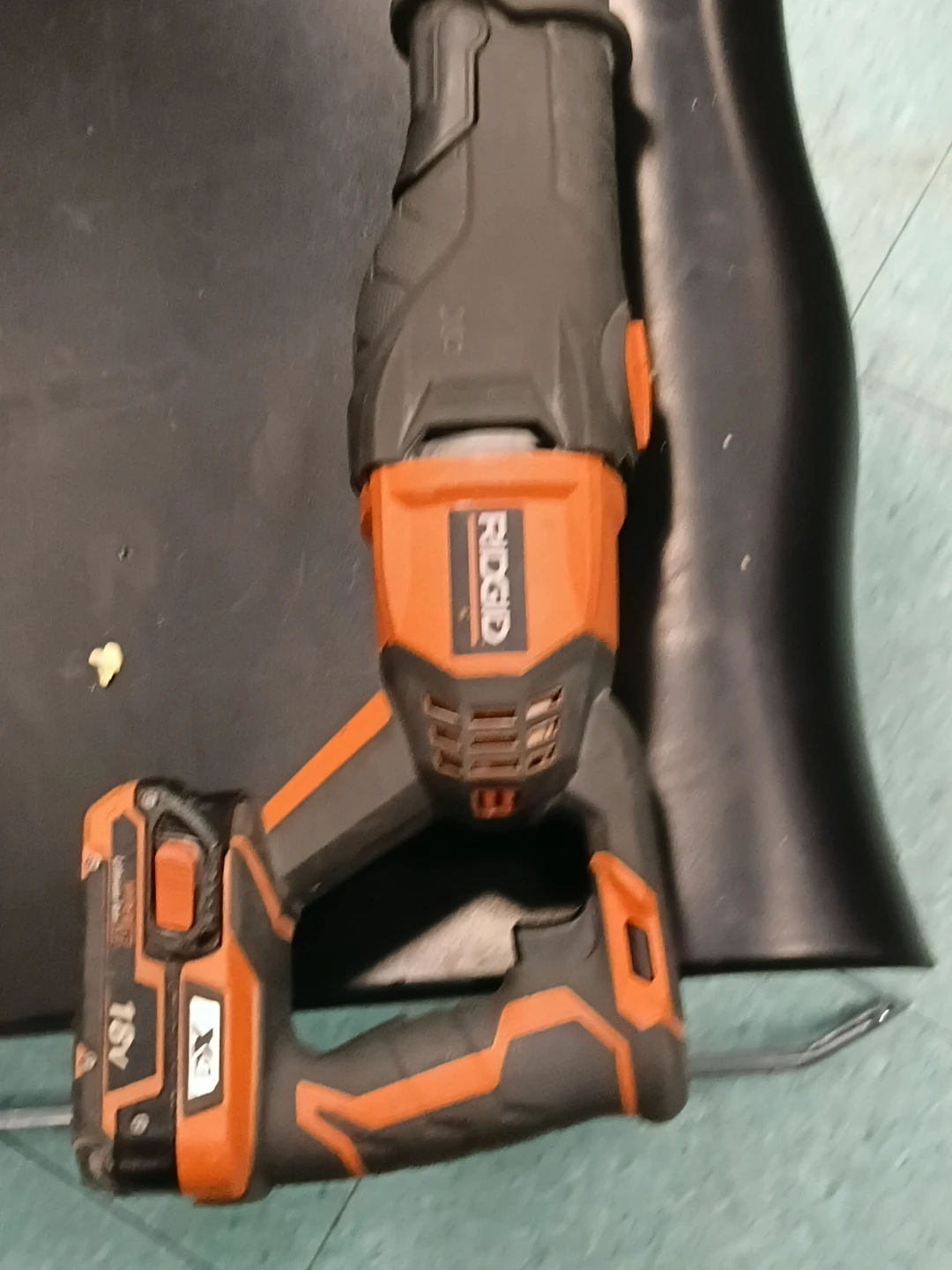 Ridgid 18V Reciprocating Saw R8641 - photo 3