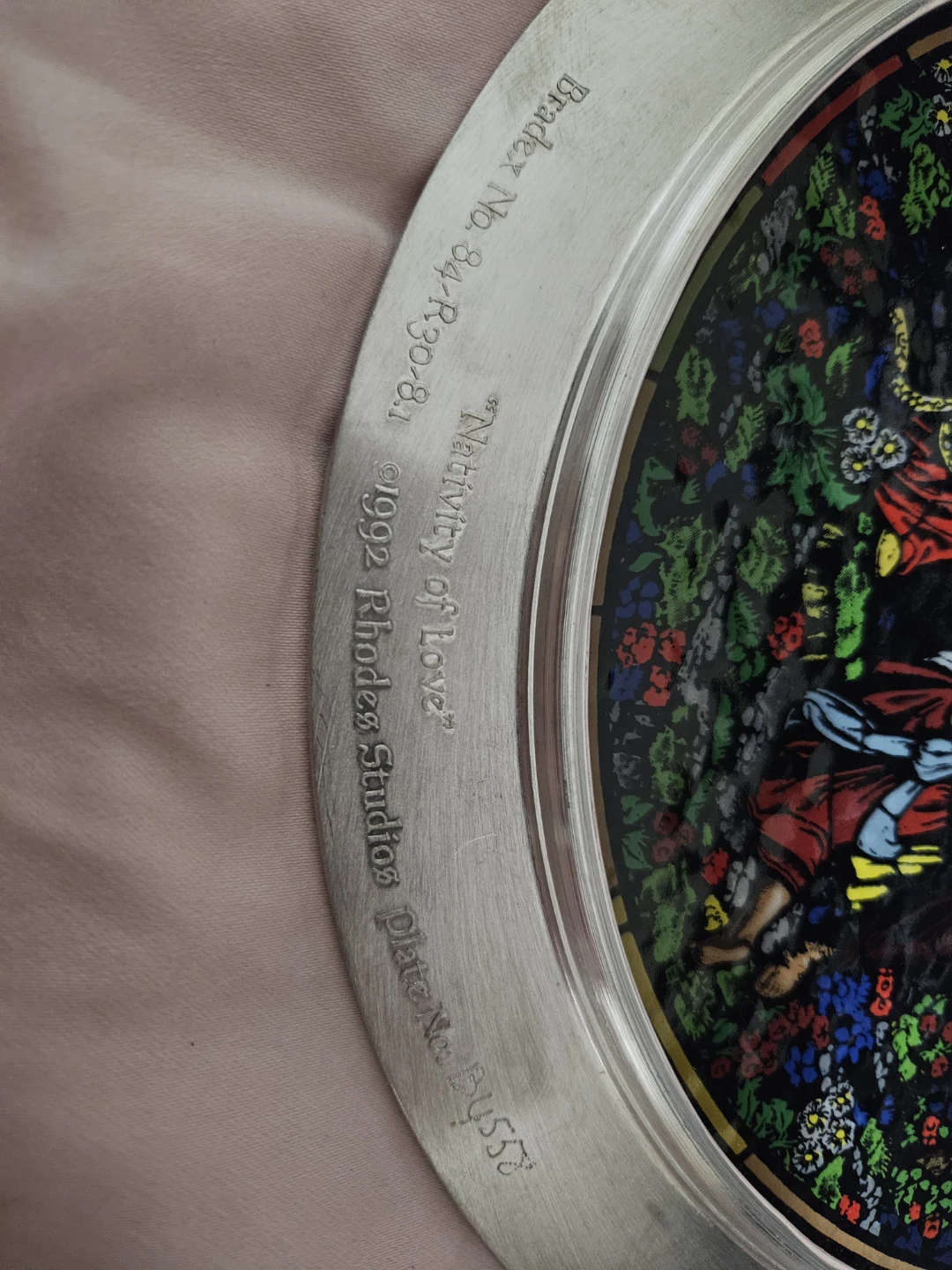 1992 Rhodes Studios Nativity of Love Stained Glass Plate - photo 3