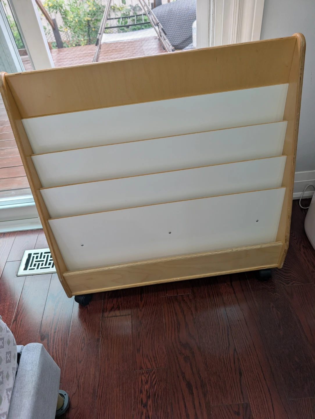 Kids Wooden Rolling Bookshelf - photo 3