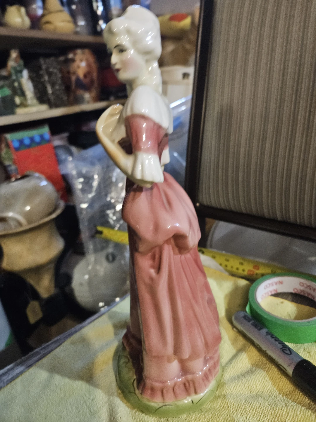 Vintage Porcelain Lady Figurine - photo 5