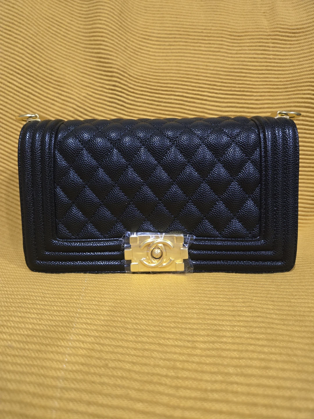 Chanel Boy Bag Black Caviar - photo 2