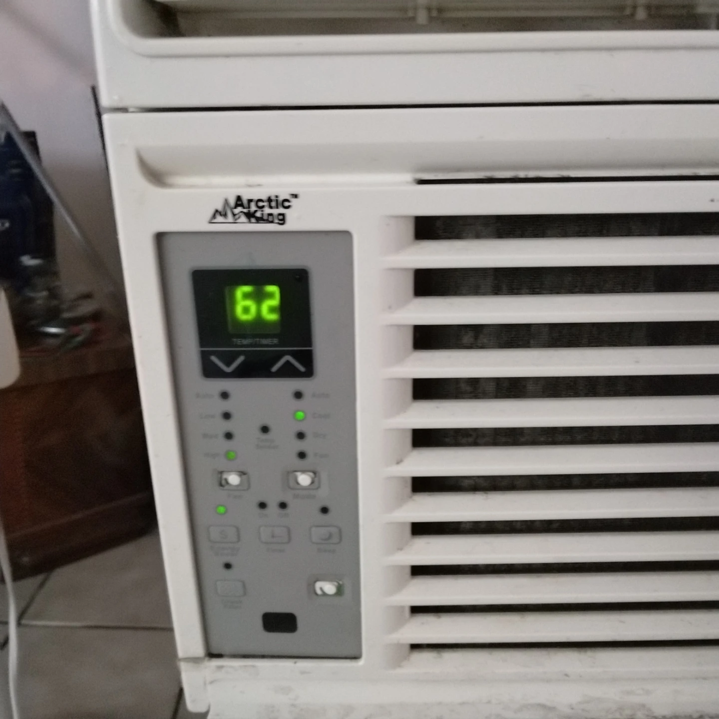 AC 6000 BTUS COOLS PERFECT - photo 2