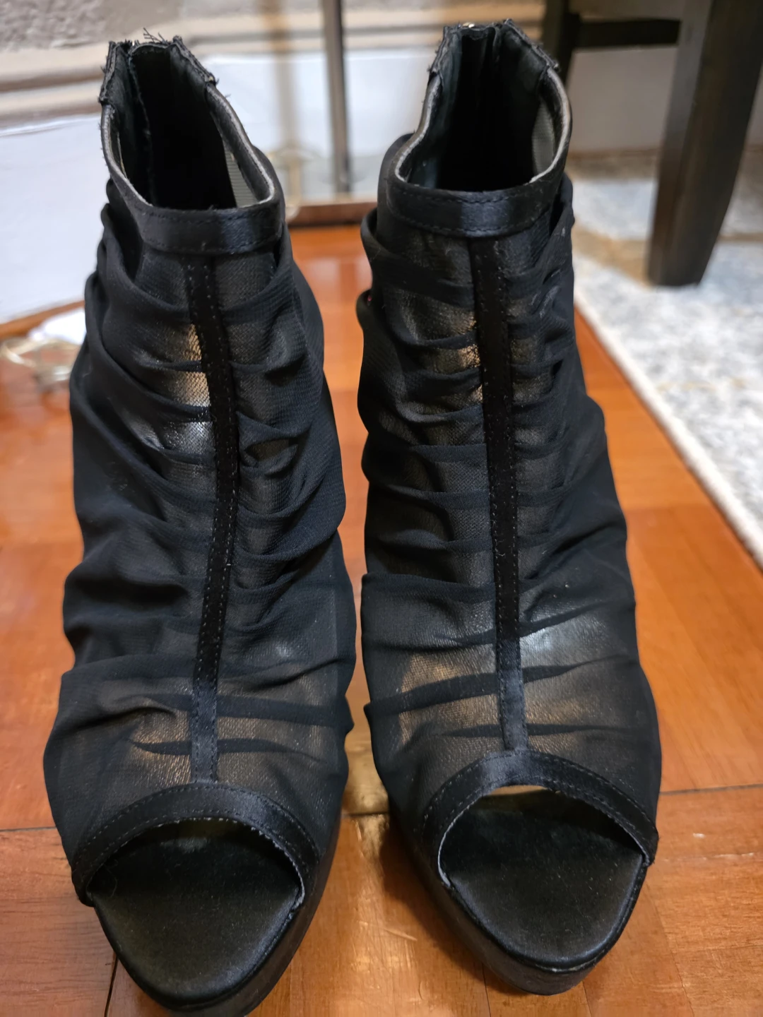 Chinese Laundry black peep-toe heels - photo 3