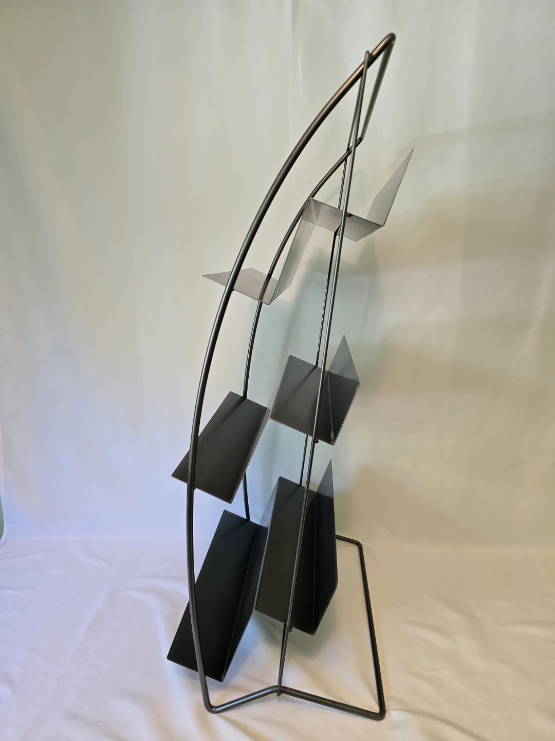 Modern Metal Magazine Display Rack - photo 2