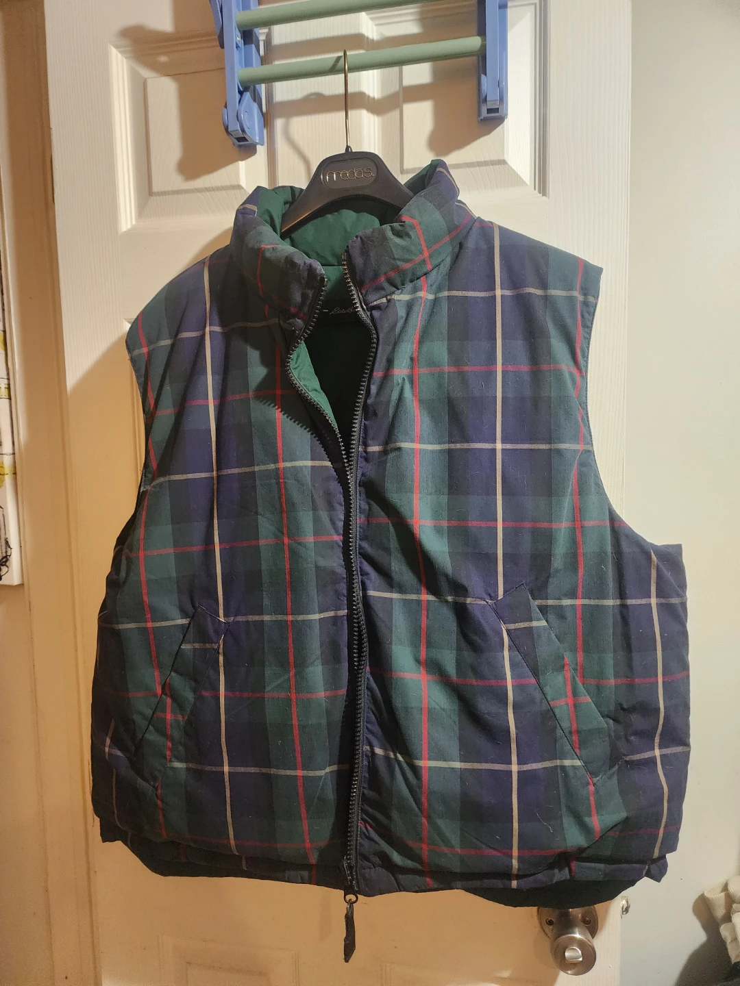 Eddie Bauer Reversible Puffer Vest - photo 5