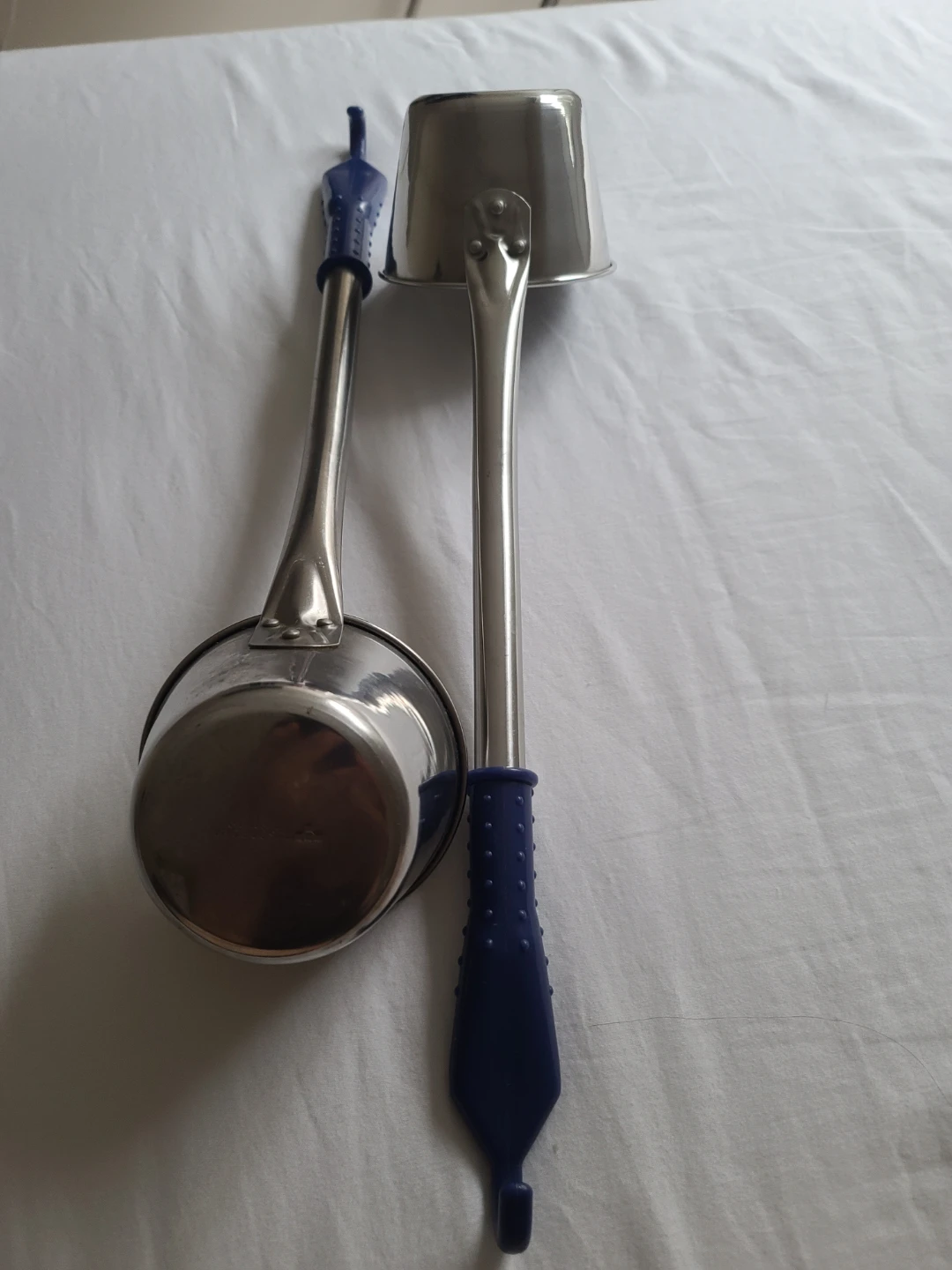 Set of 2 Stainless Steel Kitchen Scoops - photo 2