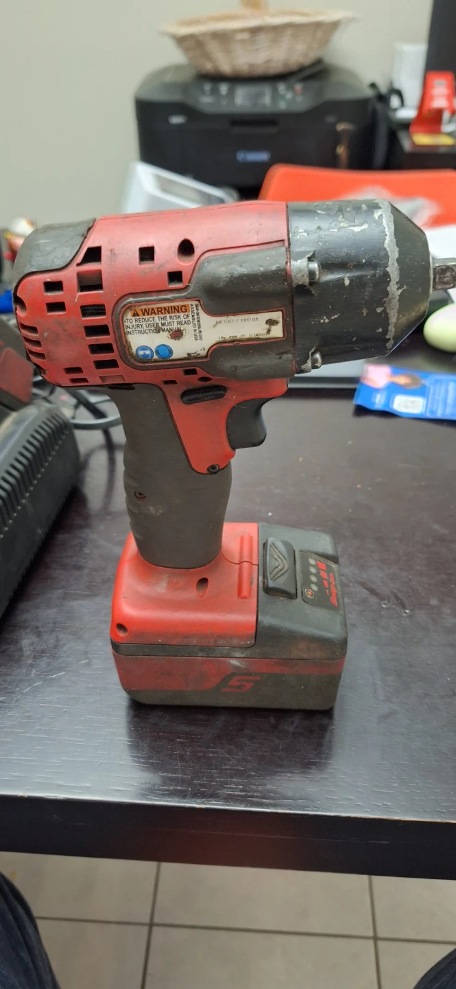 Snap-on Cordless 3/8 Impact Wrench