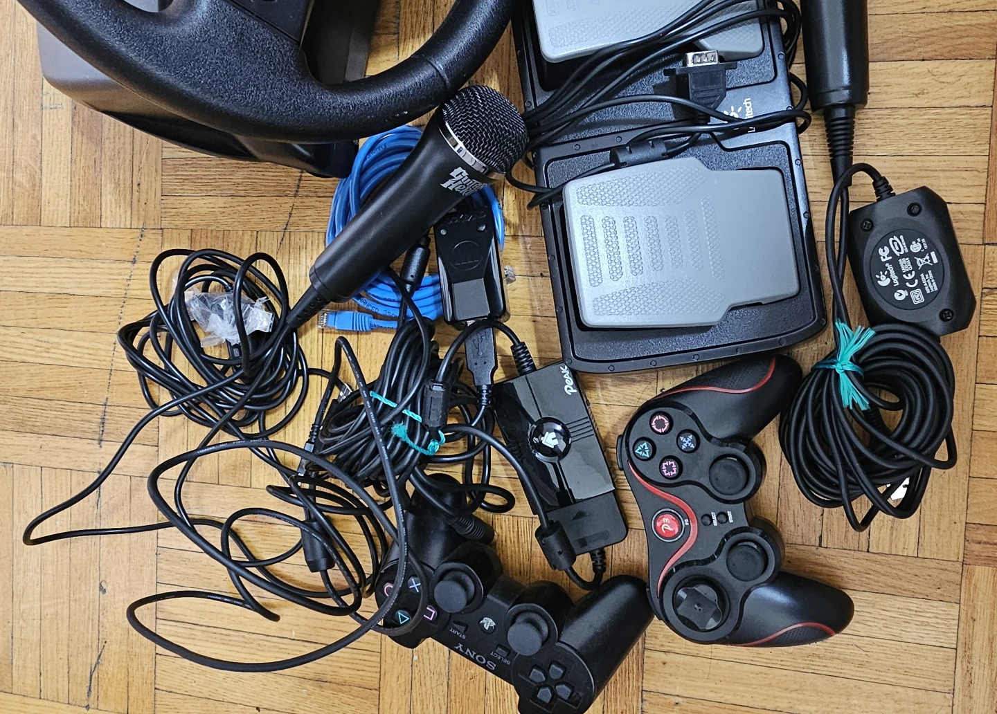 PS3 & Wii Gaming Accessories Bundle – Drums, Guitars, Wheel - photo 2