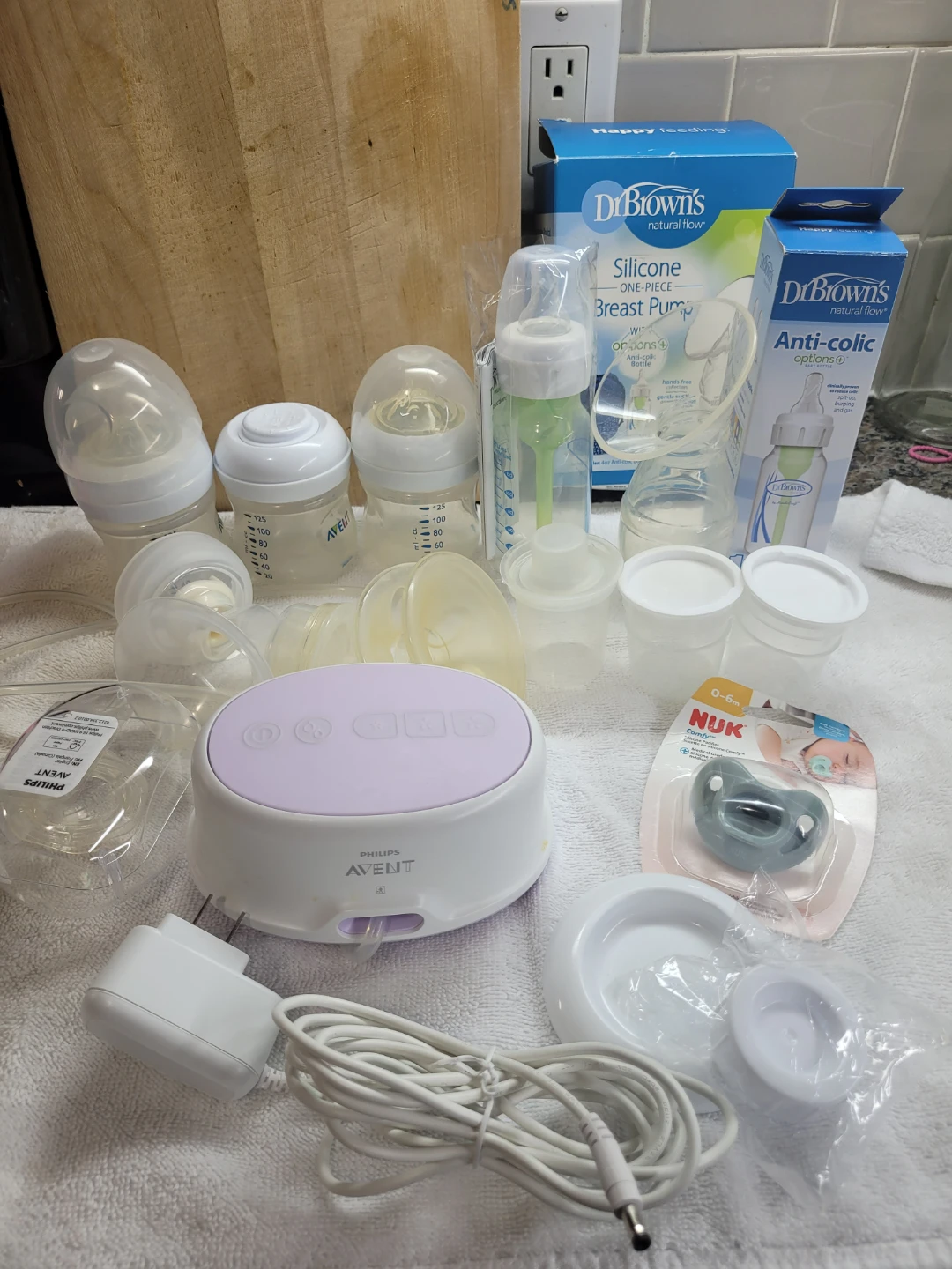 Philips Avent & Dr Brown's Breast Pump Set
