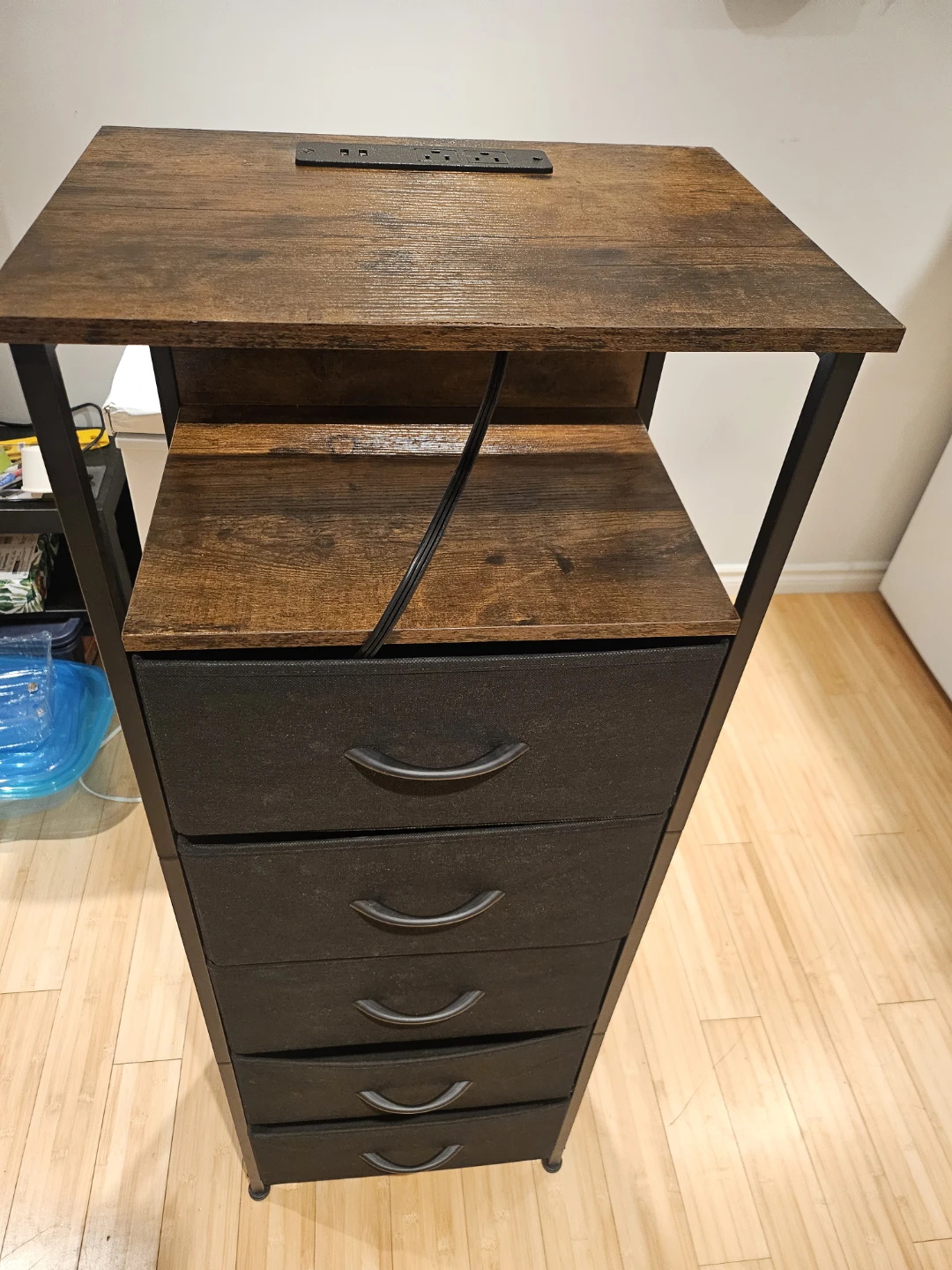 Somdot Tall Dresser with Charging Station, 5 Drawers