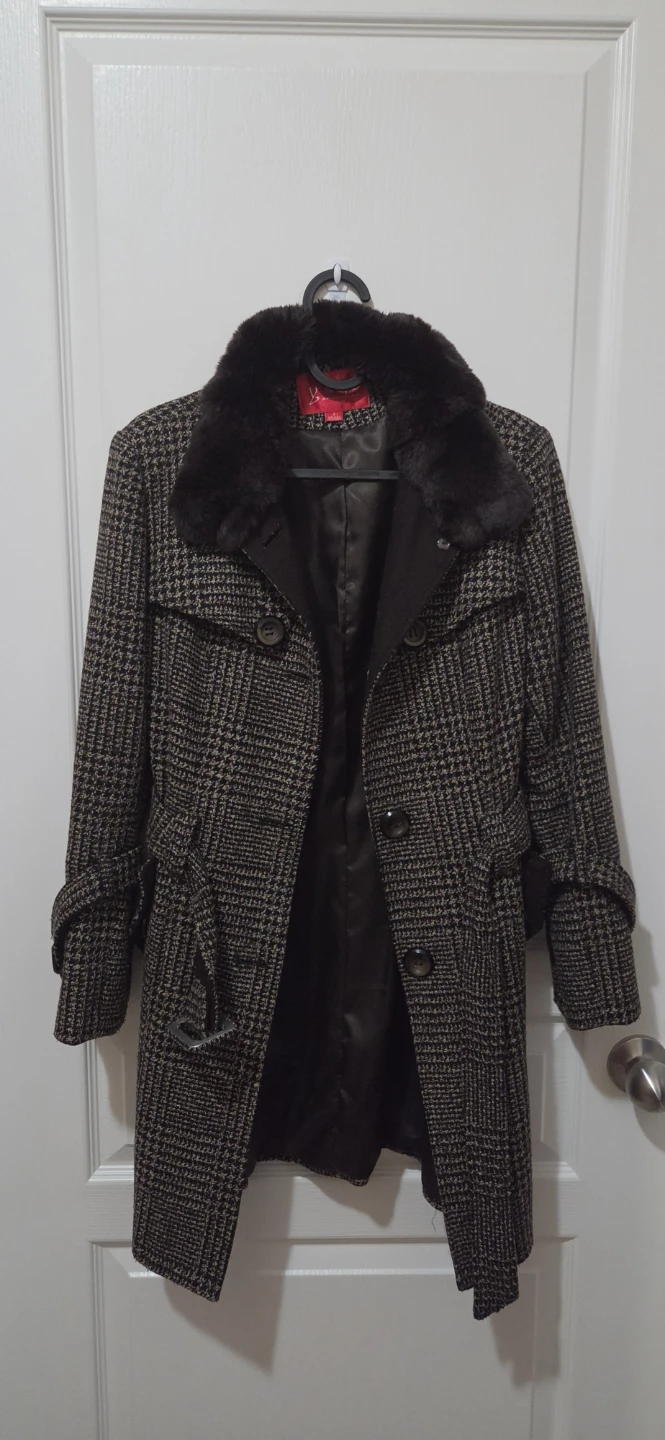 Yamenghian Plaid Coat with Fur Collar