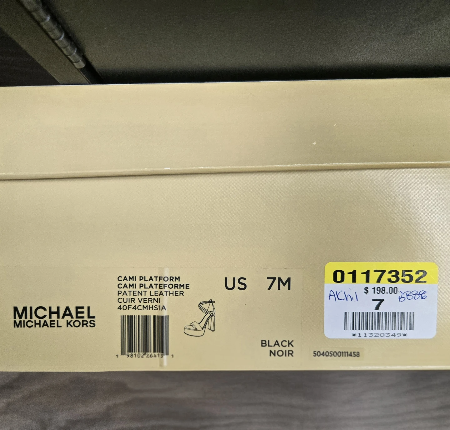 Michael Kors black shoes sz 7 - photo 3