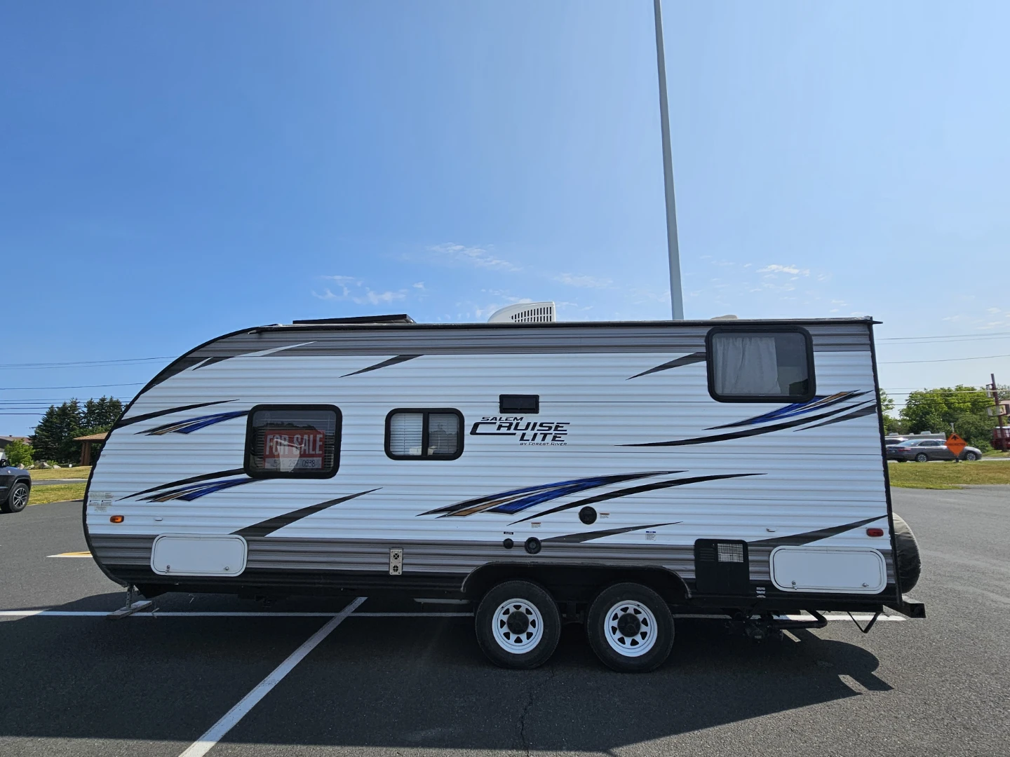URGENT - Salem by Forest River Cruise Lite 201BHXL - photo 2