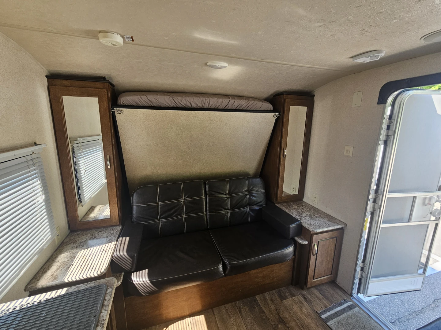 URGENT - Salem by Forest River Cruise Lite 201BHXL - photo 5