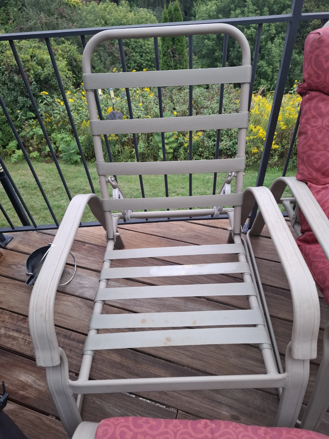 6 patio chairs with 2 foot rests - photo 4