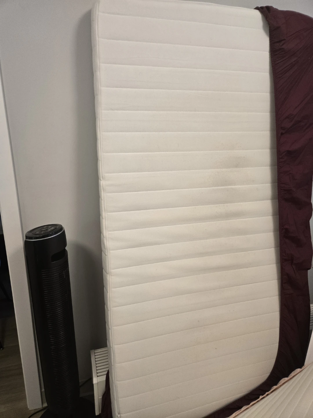 2 twin White Mattress PICK UP ONLY