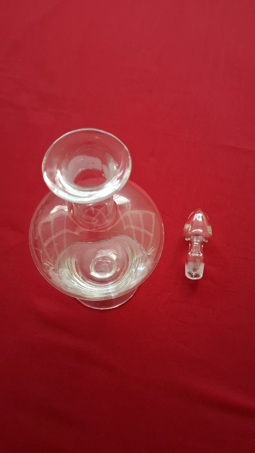 Etched Glass Decanter with Stopper - photo 4