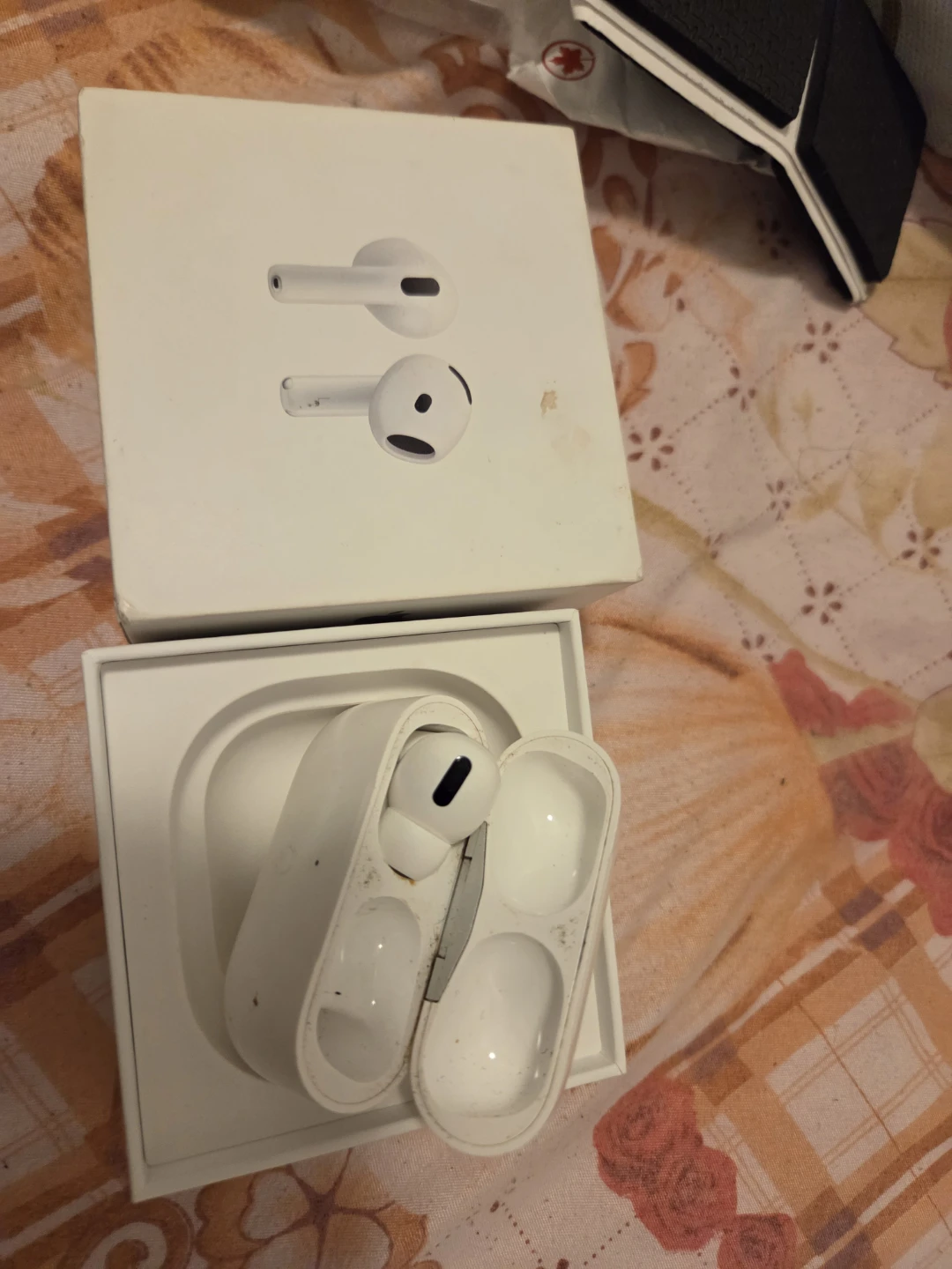 Apple AirPods 4 - photo 3