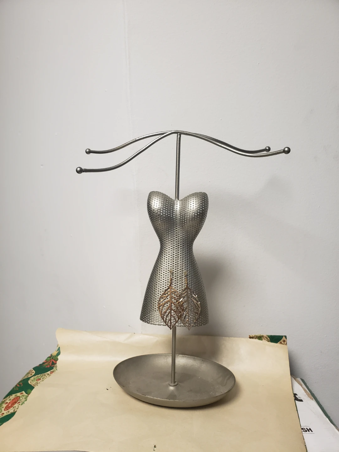 Vintage Umbra Venus Metal Dress Form Jewelry Stand Organizer